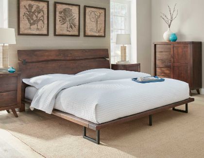 Picture of Pasco Queen Bed Footboard